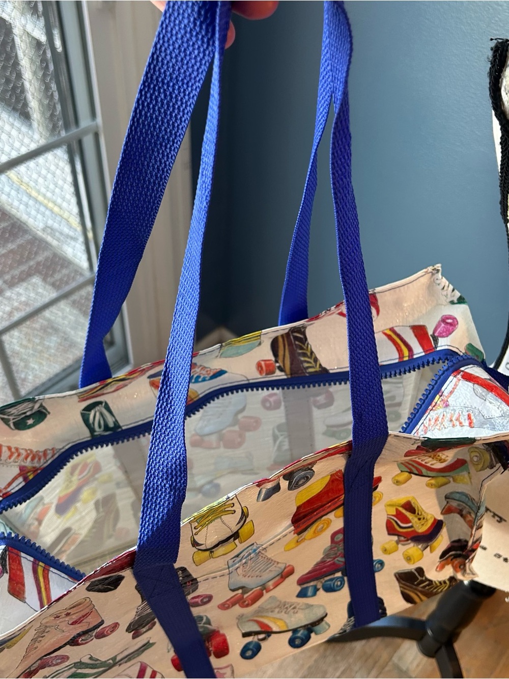 Blue Q roller skates Tote Bag - Picture 2 of 9